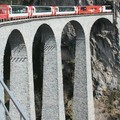 瑞士，雪國的火車夢
