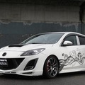 Mazda 3 2.5S 5D 閃亮白馬惹人愛 Tunning by 花軍團‧龍宏