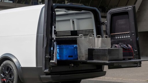 美國郵政局「試探性」採購六輛CANOO卡奴電動郵務車？零碳排非重點、送信便利是關鍵！