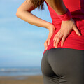 下背痛就是僵直性脊椎炎？淺談症狀、檢查項目與治療