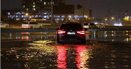 杜拜罕見下「冰雹」！沙國極端氣候引洪水 政府命令民眾遠距辦公