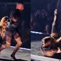 瑪丹娜演唱會中「舞台上重摔」！ 片段瘋傳遭質疑假唱
