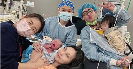 最美孕婦陳緗妮生了 揪老公謝和弦與女兒進產房同享喜悅