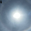 太陽被彩虹光圈圍繞！巨型「日暈」恐天災 氣象署解答冷知識：別用肉眼直視