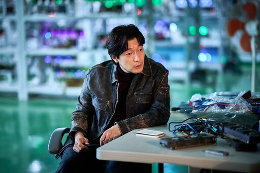 孫錫求主演《神鬼對決》改編自韓國話題小說，揭發網軍幕後真相！