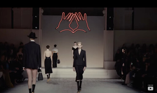 2024秋冬 Dior 簡潔有力的50年代女性氣質，再一次女裝跨越性別界限