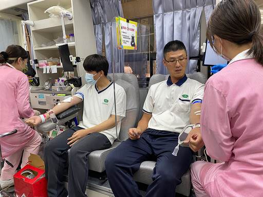 臺南慈中17歲青年首要事 滿腔熱血捐出來