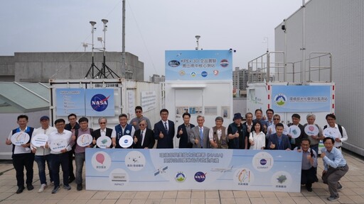 薛富盛訪視超級測站 與NASA科學家及學生互動交流 激發學子科學熱誠