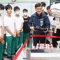 教育局長謝文斌訪視雄工「高雄市自動化技術訓練中心」鼓勵學生提升競爭力