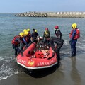 強化搜救能力 高市消防局第五大隊進行海訓科技救生