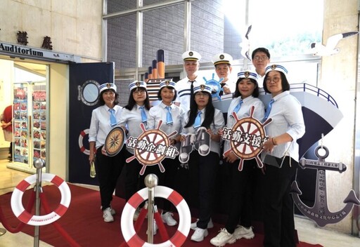 葫蘆墩文化中心志工220位授證表揚 打造創意輪船意象一起夢想出航》