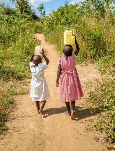 乾涸非洲大地 兒童的健康、教育權益面臨重重挑戰