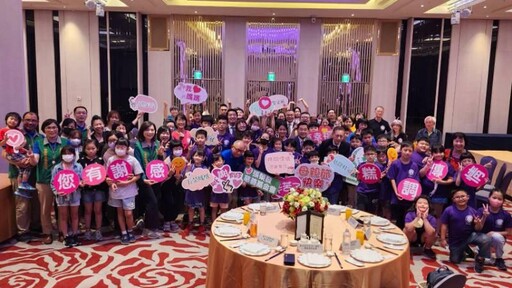長榮酒店舉辦「糕調傳情．感謝有您」 手做母親節蛋糕公益活動