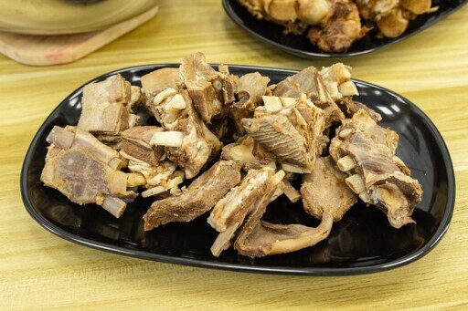 羊肉爐吃到飽進駐台南！各式食材任你挑 養生滋補風味十足！