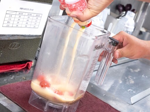 台中夏日解渴救星！超人氣特調「火龍果鮮果汁」清涼上市！