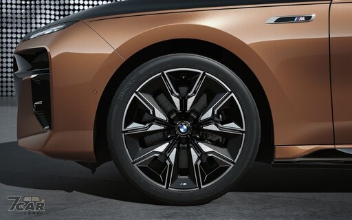 新臺幣 888 萬元起 BMW i7 M70 xDrive 在臺上市