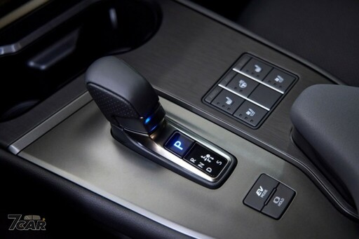 更節能、動力更強 2025 Lexus UX 300h 北美上市