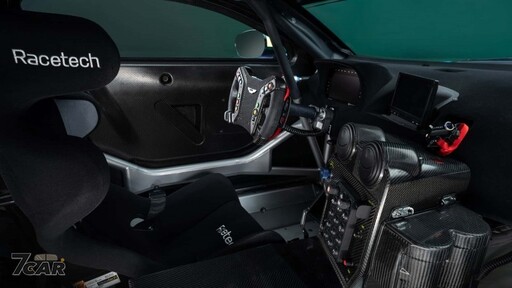 市售車型強化版 Aston Martin Vantage GT4 登場