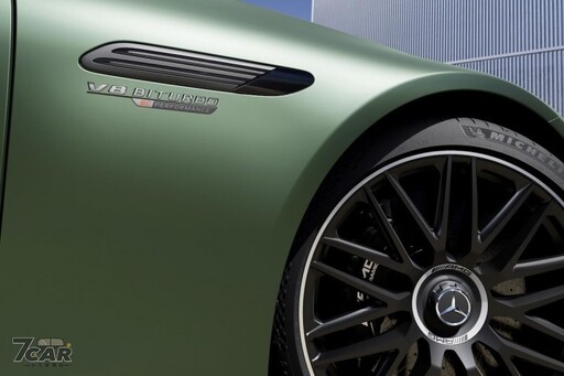 4.0 V8 雙渦輪引擎搭配插電式混合動力 全新 Mercedes-AMG SL 63 S E Performance (R 232) 於歐洲市場開始接單