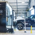 防範新車就有「酒窩」! Jaguar Land Rover 導入 AI 車輛掃描並建置自動檢測站