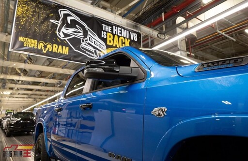 Ram 1500 Hemi V8 重返市場 首批新車已送往全美經銷商