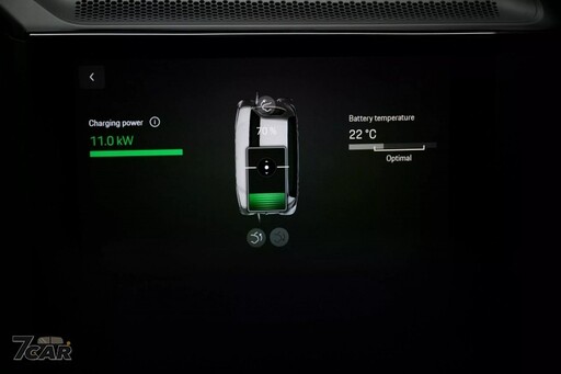 明年歐洲率先上市，Porsche 電動 Cayenne 將導入無線充電系統