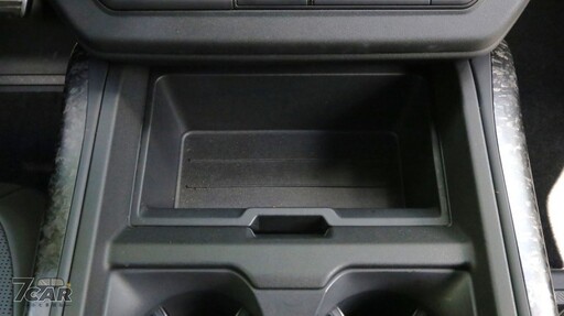 品牌最強悍代表作? Land Rover Defender 110 V8 OCTA Edition One 試駕