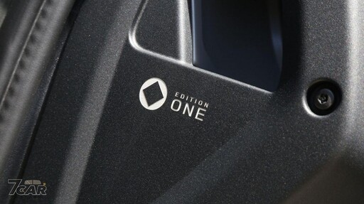 品牌最強悍代表作? Land Rover Defender 110 V8 OCTA Edition One 試駕