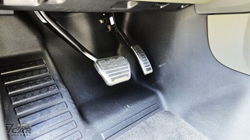 品牌最強悍代表作? Land Rover Defender 110 V8 OCTA Edition One 試駕