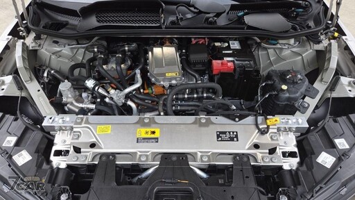 何止小改，性能與續航接升級 小改款 BMW iX xDrive45 M Sport 試駕