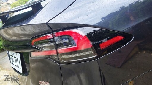 質感、隔音、懸吊再升級！ Tesla Model X Plaid 試駕