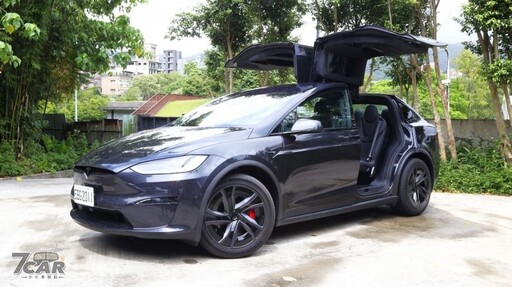 質感、隔音、懸吊再升級！ Tesla Model X Plaid 試駕