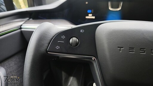 質感、隔音、懸吊再升級！ Tesla Model X Plaid 試駕