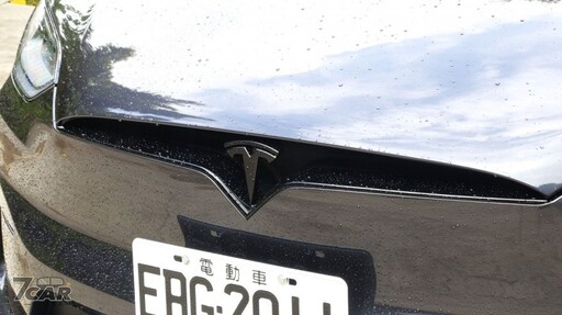 質感、隔音、懸吊再升級！ Tesla Model X Plaid 試駕