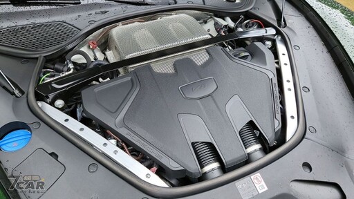 大型跑房車天花板! 第三代 Porsche Panamera GTS 試駕