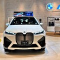 頂級純電品牌哪裡體驗？台北大直NOKE忠泰樂生活「BMW i純電生活概念店」進駐！