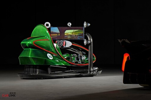 300多萬的碳纖維駕駛模擬器！Pagani+Racing Unleashed聯手打造史上最強賽車遊戲