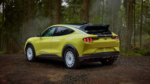 扭力提升13.8kgm差很多！2024年式Mustang Mach-E電動SUV現身、續航力更強