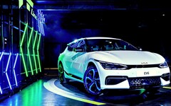 賀Kia EV銷量突破2,000台、EV9橫掃全球三大設計獎，Kia推出「忠誠車主升級介紹專案」！