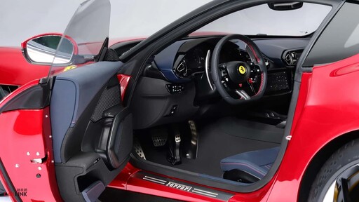 台幣58萬的全新Ferrari 12Cilindri你沒有看錯！但大小只有1/8、口袋還是要夠深