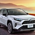 穩居台灣進口休旅車銷售冠軍TOYOTA RAV4，曜黑魅影版124萬元登場！