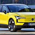 Volvo首款小型跨界休旅電動車EX30，國內率先開賣的頂規售價、交車時程全公開！