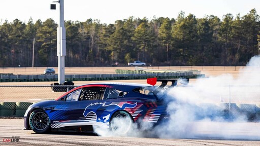 Ford持續展現純電領域的狂野與激情～Mustang Mach-E NASCAR原型車