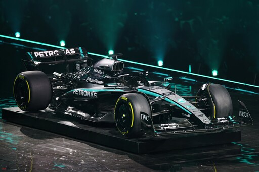 2025枕戈待旦！Mercedes-AMG W16 全新戰駒 F1 75 Live驚豔亮相