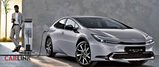 2025年式Toyota PRIUS PHEV升級Qi智慧型手機無線充電裝置，售價129.9/137.9萬元。