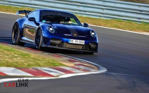 新Porsche 911 GT3以 6分56.294 秒,成為紐柏林北環賽道最快手排跑車!