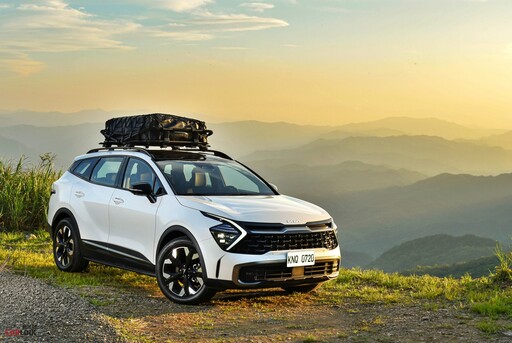 熱賣休旅Kia Sportage新車型Adventure Edition 138.9萬限量登場！暨最大據點南台中3S開幕。