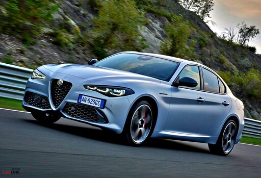 ALFA ROMEO再奪德國「年度最佳設計品牌」等三項大獎肯定!2025年即將正式回歸台灣市場!