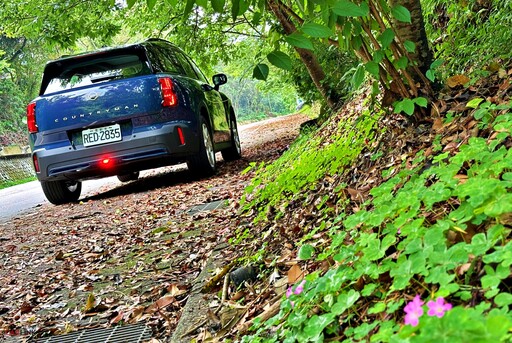 面面俱到。電動時代Mini Countryman E的全面進化