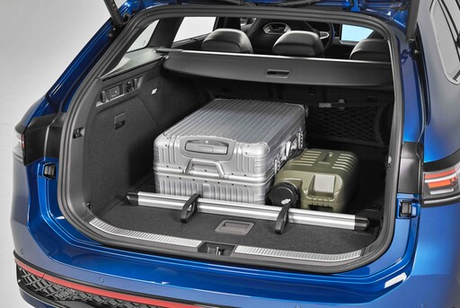 Volkswagen豪華旗艦The all-new Passat僅有旅行車一款、共3個車型,售價157.8/182.8/197.8萬!